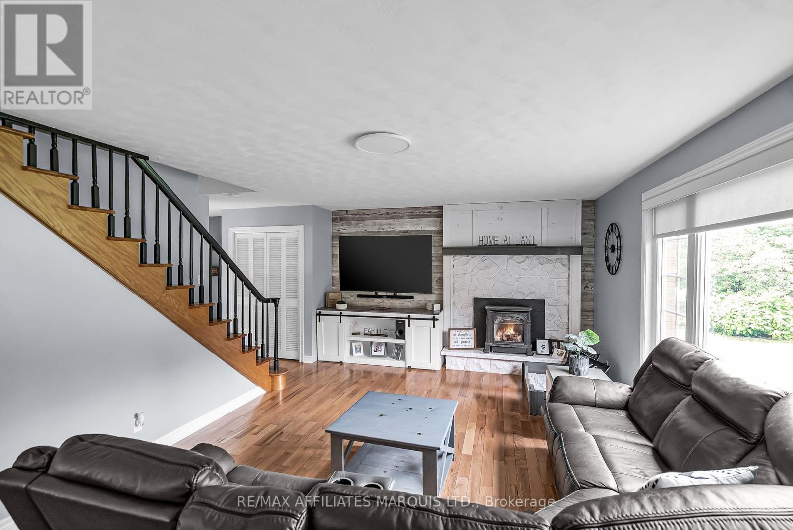 18201 County Rd 19 Road, South Glengarry, Ontario  K6K 0A7 - Photo 7 - X12436107