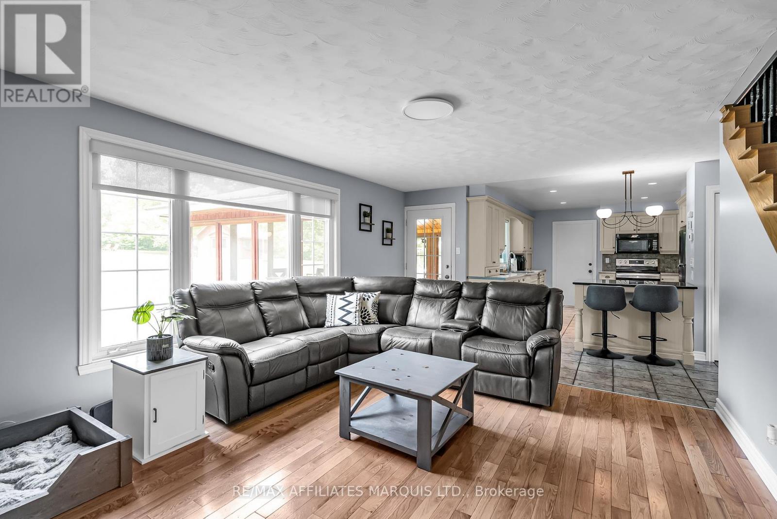 18201 County Rd 19 Road, South Glengarry, Ontario  K6K 0A7 - Photo 8 - X12436107