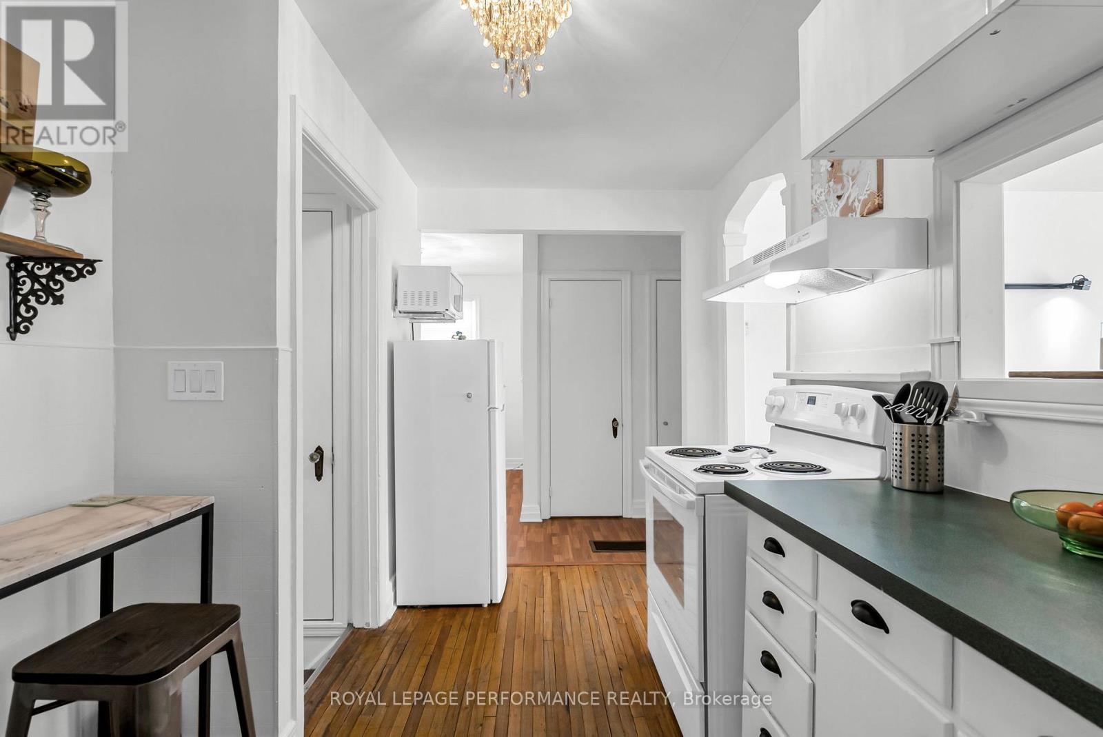 543 Fifth Street E, Cornwall, Ontario  K6H 2M6 - Photo 9 - X12436153