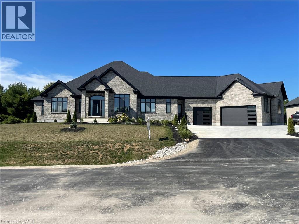 670 Bishopsgate Road Unit# 9, Paris, Ontario  N3L 3E3 - Photo 1 - 40774559