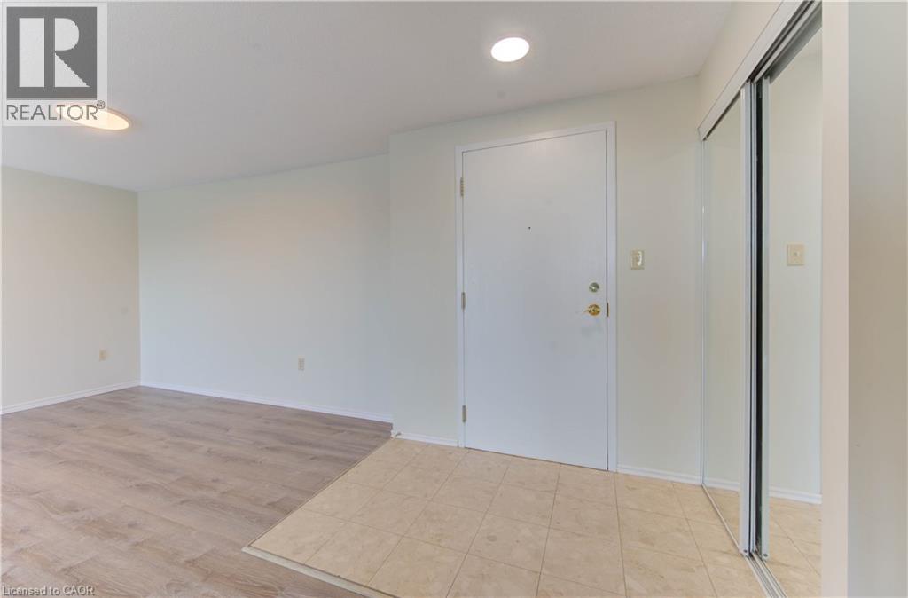 55 Blue Springs Drive Unit# 512, Waterloo, Ontario  N2J 4T3 - Photo 11 - 40774286