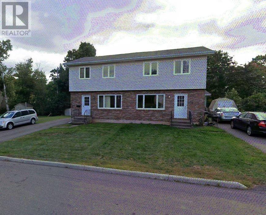16-18 Ashburn Crescent, Charlottetown, Prince Edward Island  C1A 2Y7 - Photo 1 - 202524698
