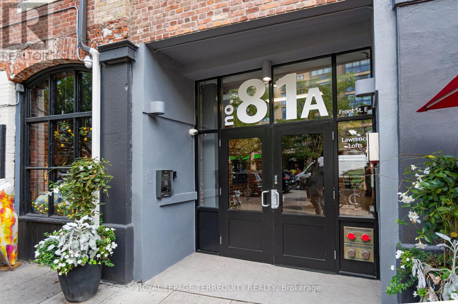 409 - 81a Front Street E, Toronto, Ontario  M5E 1B8 - Photo 2 - C12436114