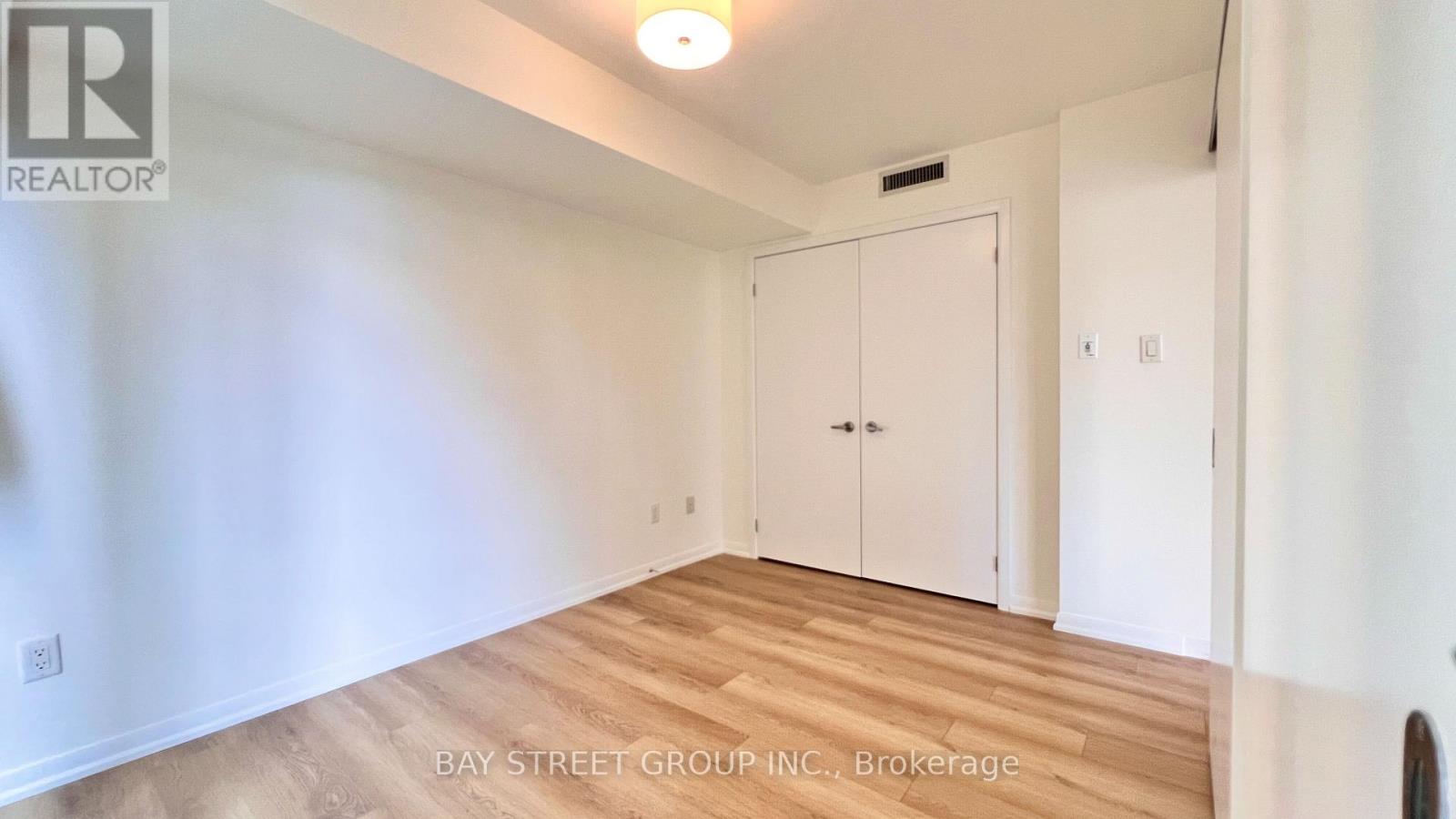 508 - 38 Grenville Street, Toronto, Ontario  M4Y 1A5 - Photo 19 - C12436173