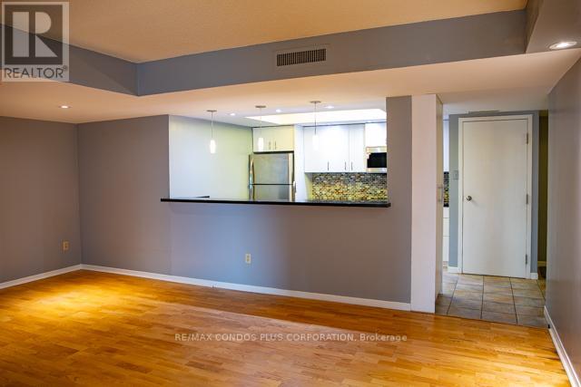 3008 - 1001 Bay Street, Toronto, Ontario  M5S 3A6 - Photo 11 - C12436183