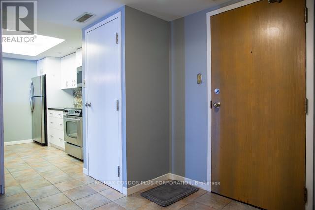 3008 - 1001 Bay Street, Toronto, Ontario  M5S 3A6 - Photo 5 - C12436183