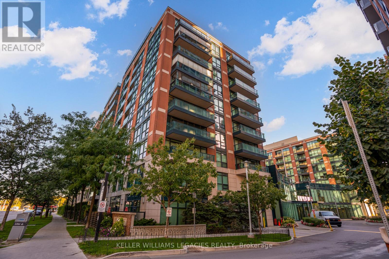 842 - 525 Wilson Avenue, Toronto, Ontario  M3H 0A7 - Photo 3 - C12436198
