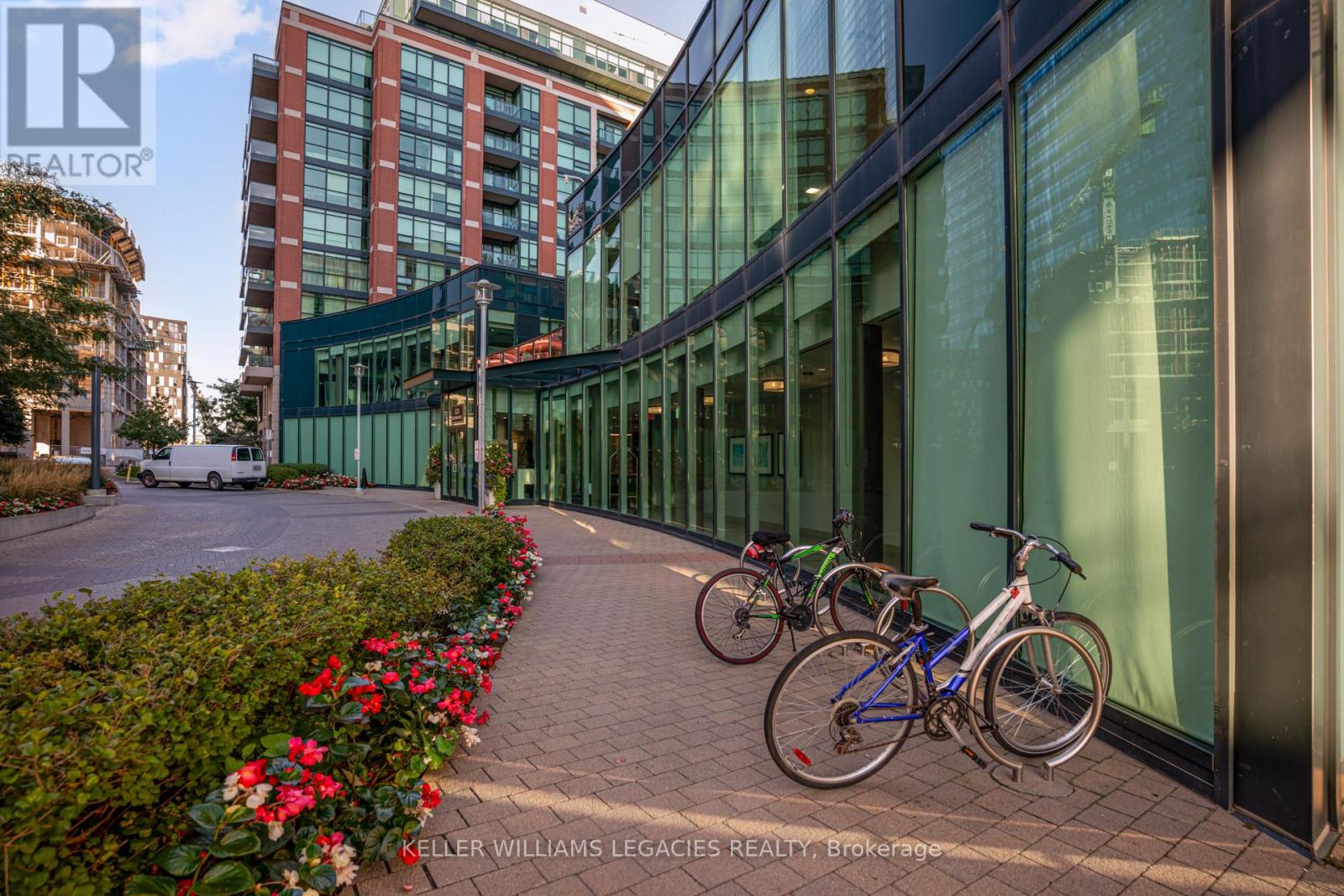 842 - 525 Wilson Avenue, Toronto, Ontario  M3H 0A7 - Photo 5 - C12436198