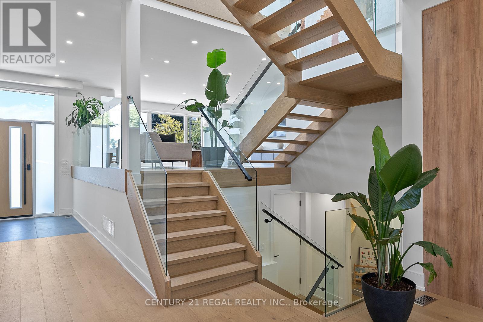 84 Bexhill Avenue, Toronto, Ontario  M1L 3C1 - Photo 12 - E12436149
