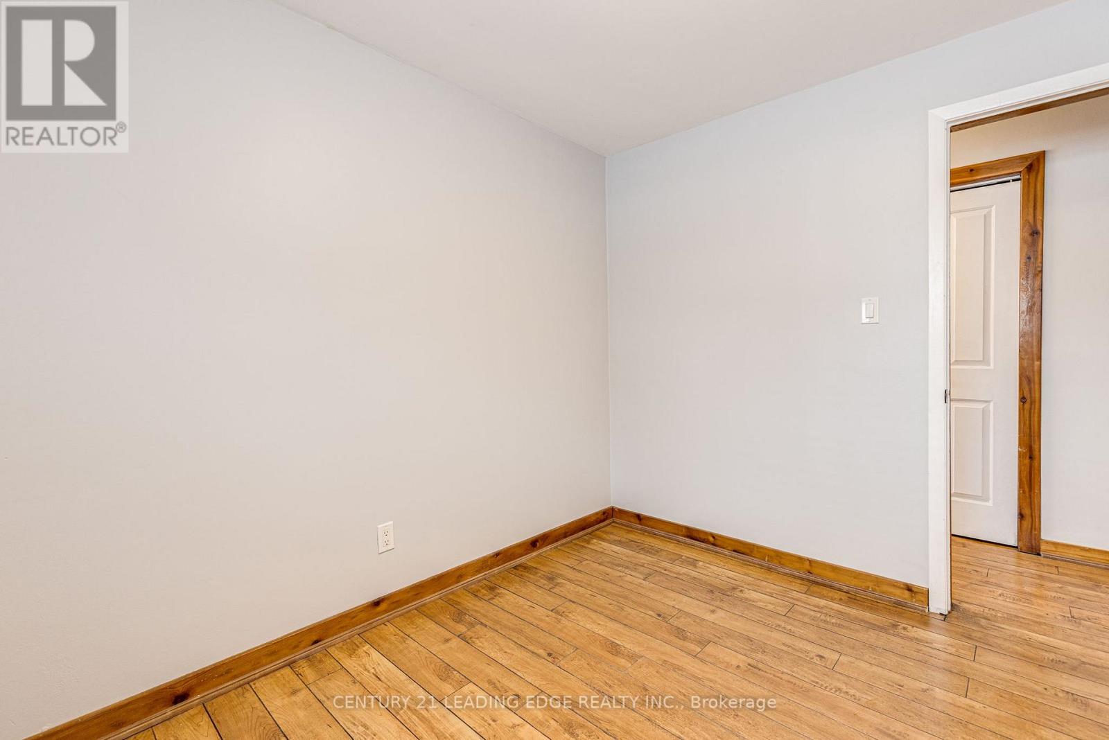 1 - 796 Midland Avenue, Toronto, Ontario  M1K 4E7 - Photo 12 - E12436185