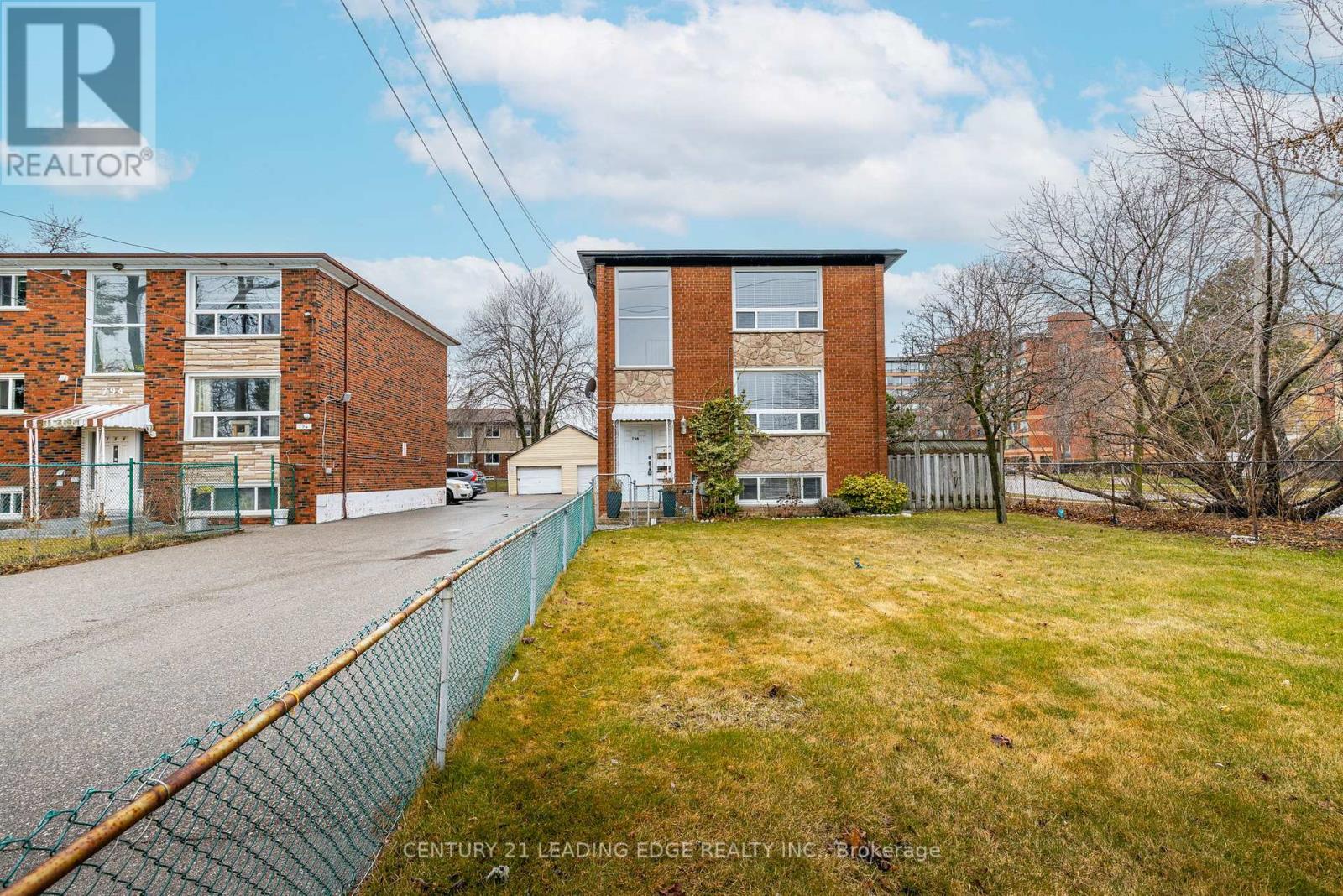 1 - 796 Midland Avenue, Toronto, Ontario  M1K 4E7 - Photo 16 - E12436185
