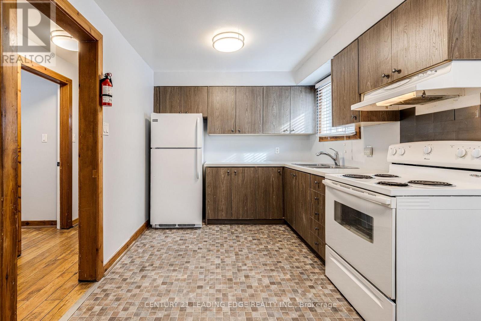1 - 796 Midland Avenue, Toronto, Ontario  M1K 4E7 - Photo 2 - E12436185