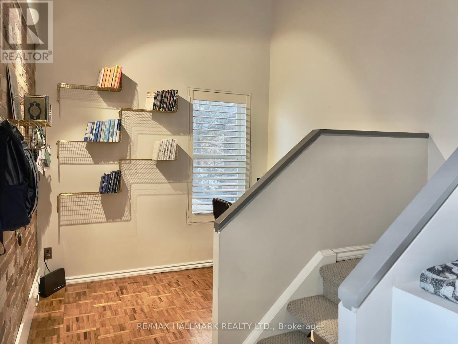 2 Verral Avenue, Toronto, Ontario  M4M 2R2 - Photo 21 - E12436191