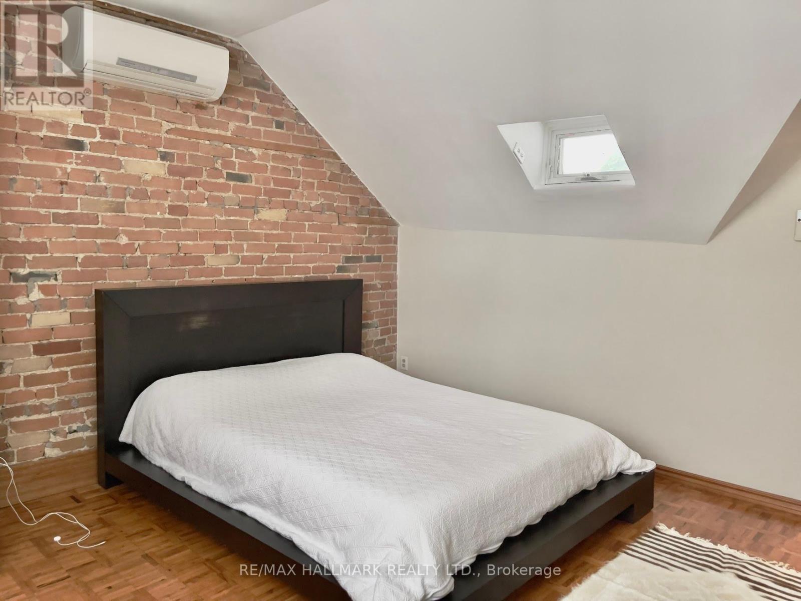 2 Verral Avenue, Toronto, Ontario  M4M 2R2 - Photo 28 - E12436191