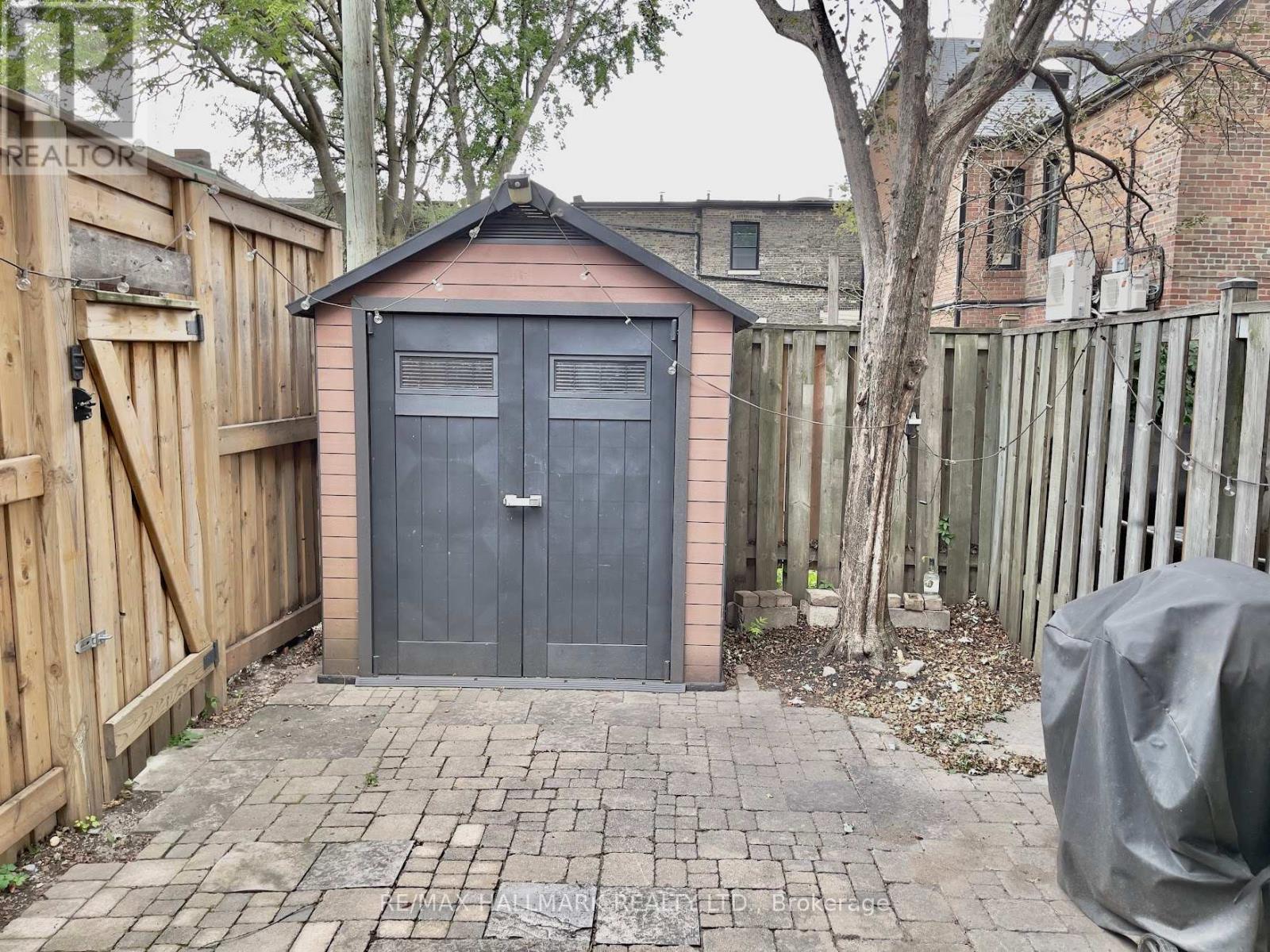 2 Verral Avenue, Toronto, Ontario  M4M 2R2 - Photo 30 - E12436191