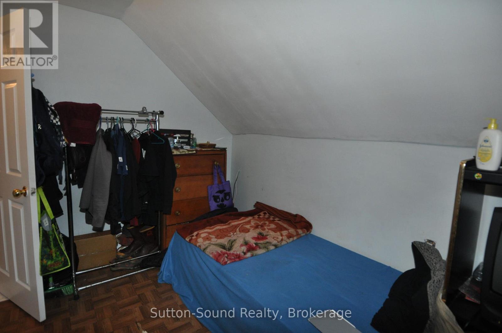 1614 3rd Avenue E, Owen Sound, Ontario  N4K 2L9 - Photo 16 - X12336729