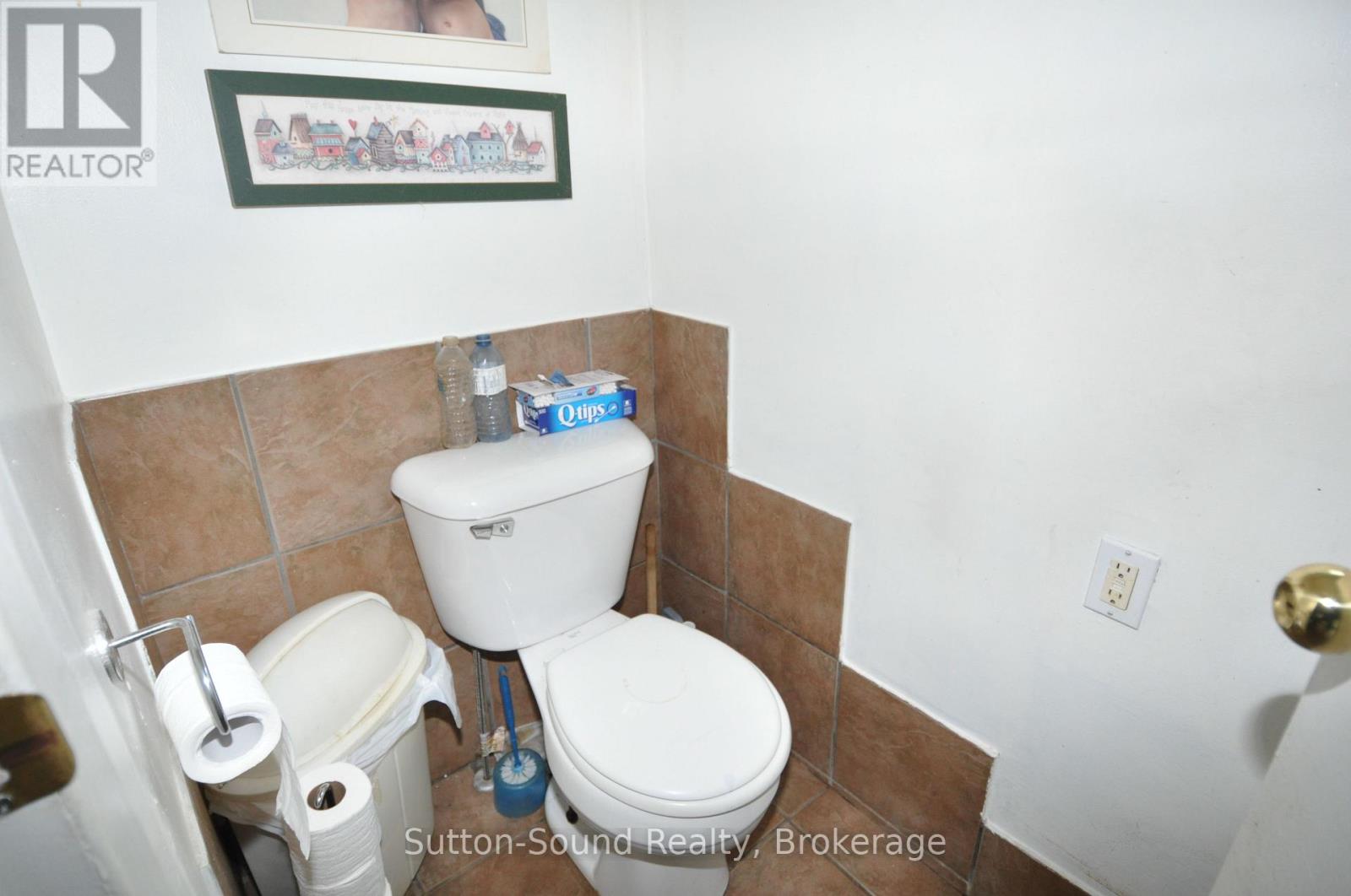 1614 3rd Avenue E, Owen Sound, Ontario  N4K 2L9 - Photo 23 - X12336729
