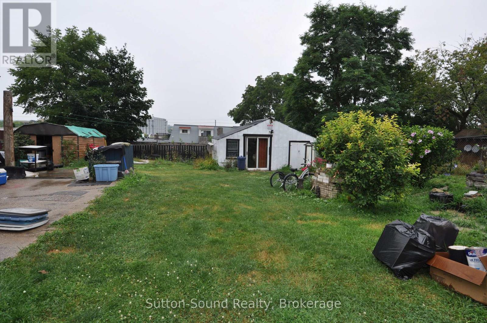 1614 3rd Avenue E, Owen Sound, Ontario  N4K 2L9 - Photo 24 - X12336729
