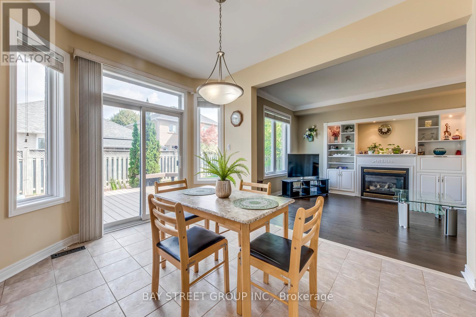 217 Napa Valley Avenue, Vaughan, Ontario  L4H 1L3 - Photo 12 - N12436118