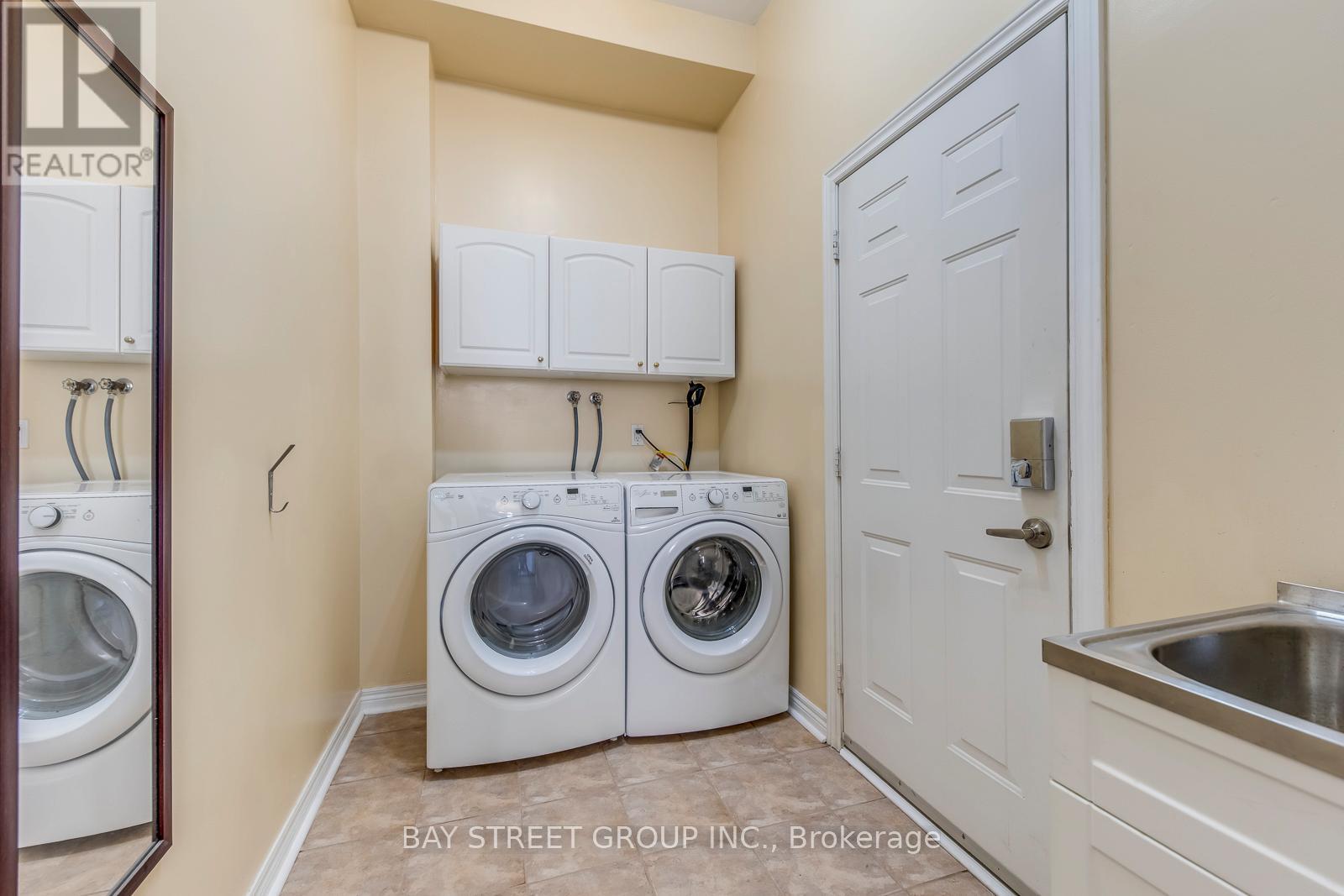 217 Napa Valley Avenue, Vaughan, Ontario  L4H 1L3 - Photo 23 - N12436118