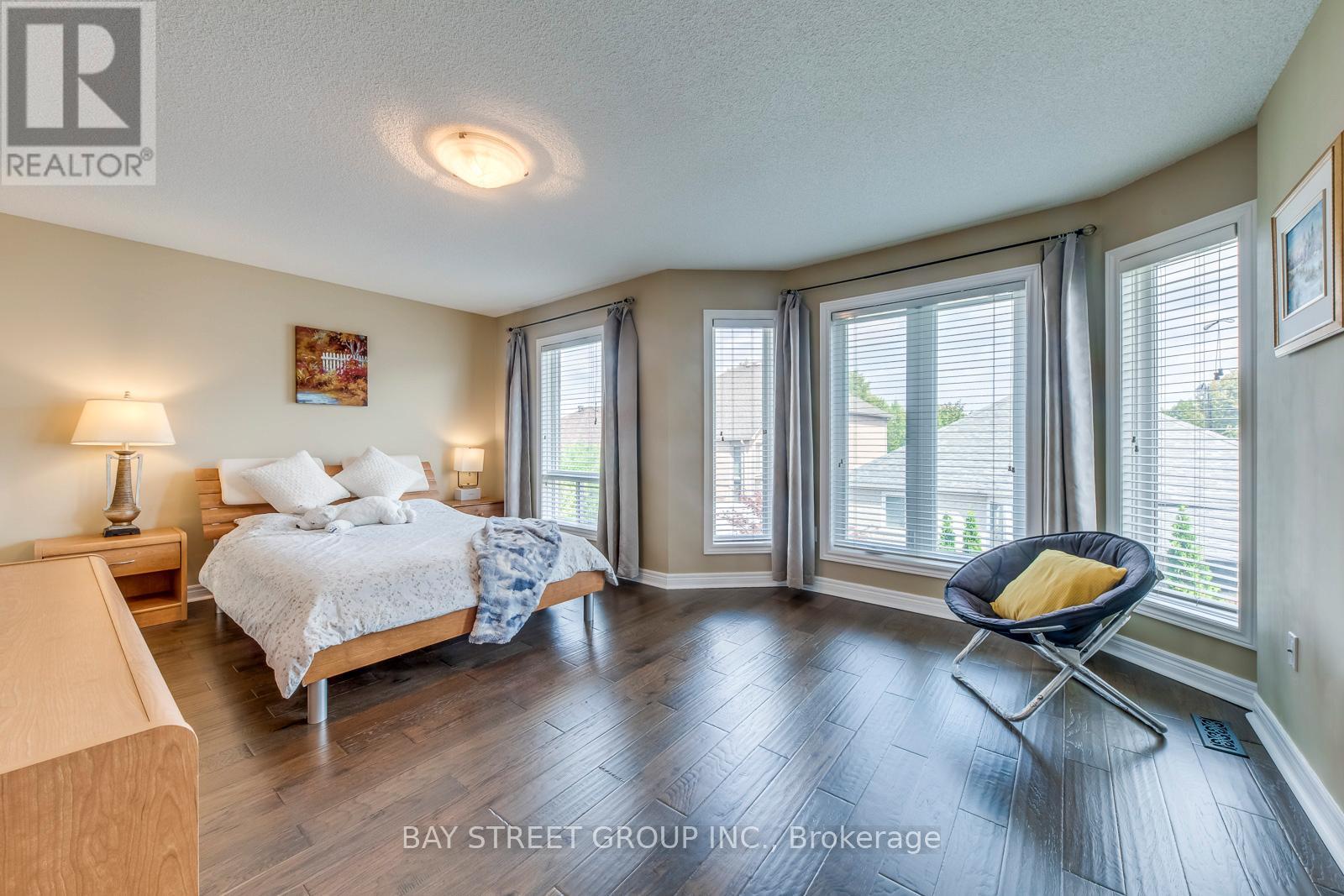 217 Napa Valley Avenue, Vaughan, Ontario  L4H 1L3 - Photo 26 - N12436118