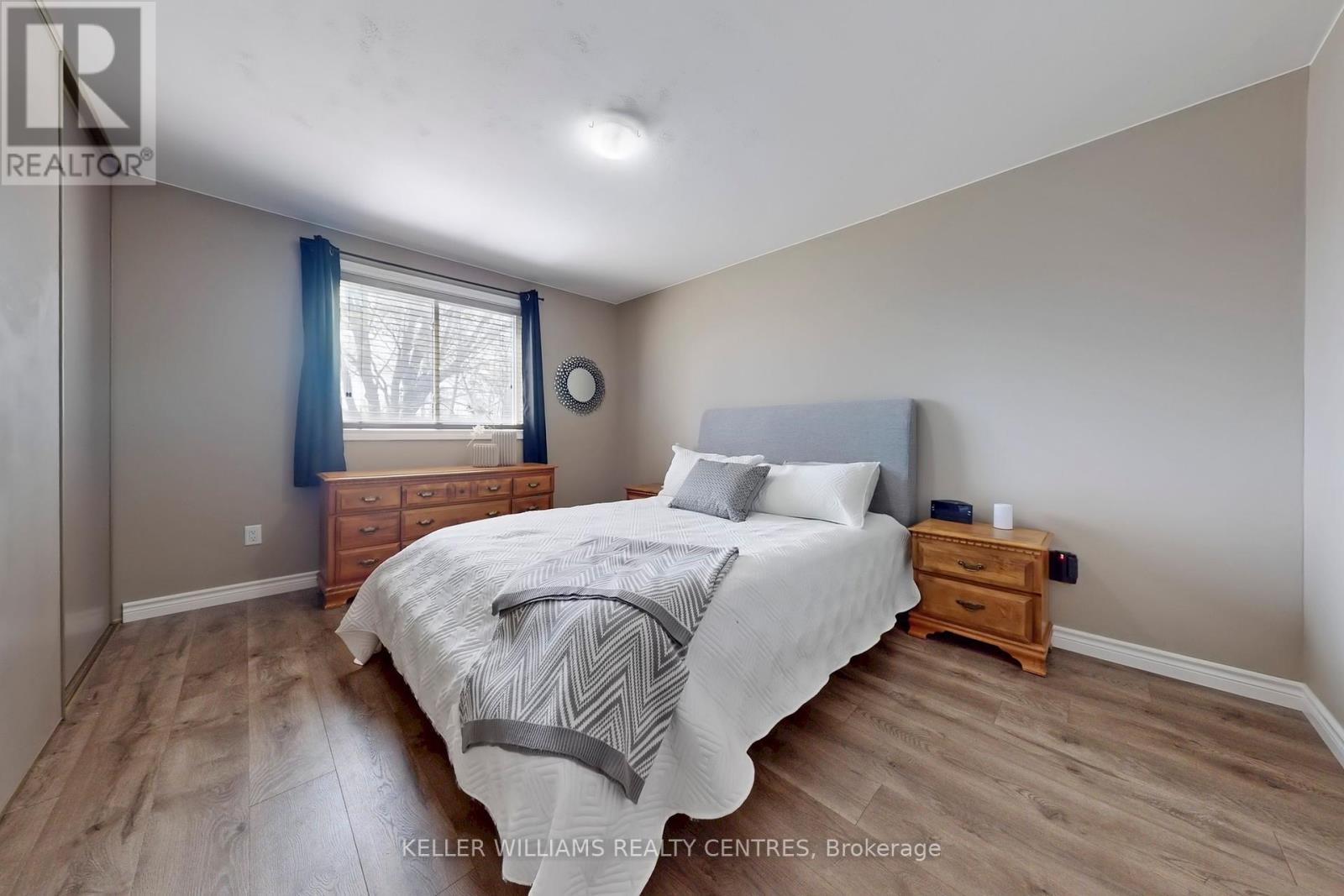 108 Armitage Drive, Newmarket, Ontario  L3Y 5L7 - Photo 12 - N12436147