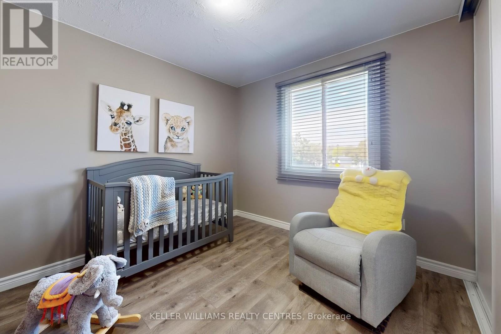 108 Armitage Drive, Newmarket, Ontario  L3Y 5L7 - Photo 14 - N12436147
