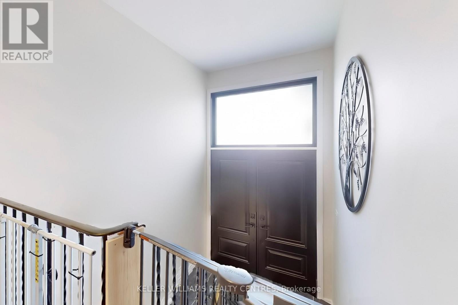 108 Armitage Drive, Newmarket, Ontario  L3Y 5L7 - Photo 20 - N12436147
