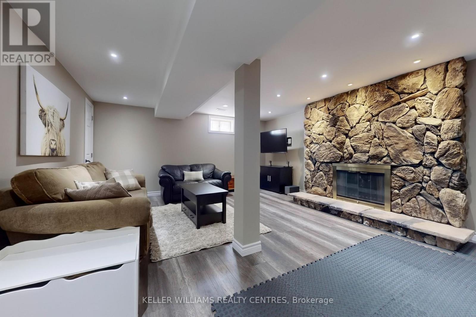 108 Armitage Drive, Newmarket, Ontario  L3Y 5L7 - Photo 22 - N12436147