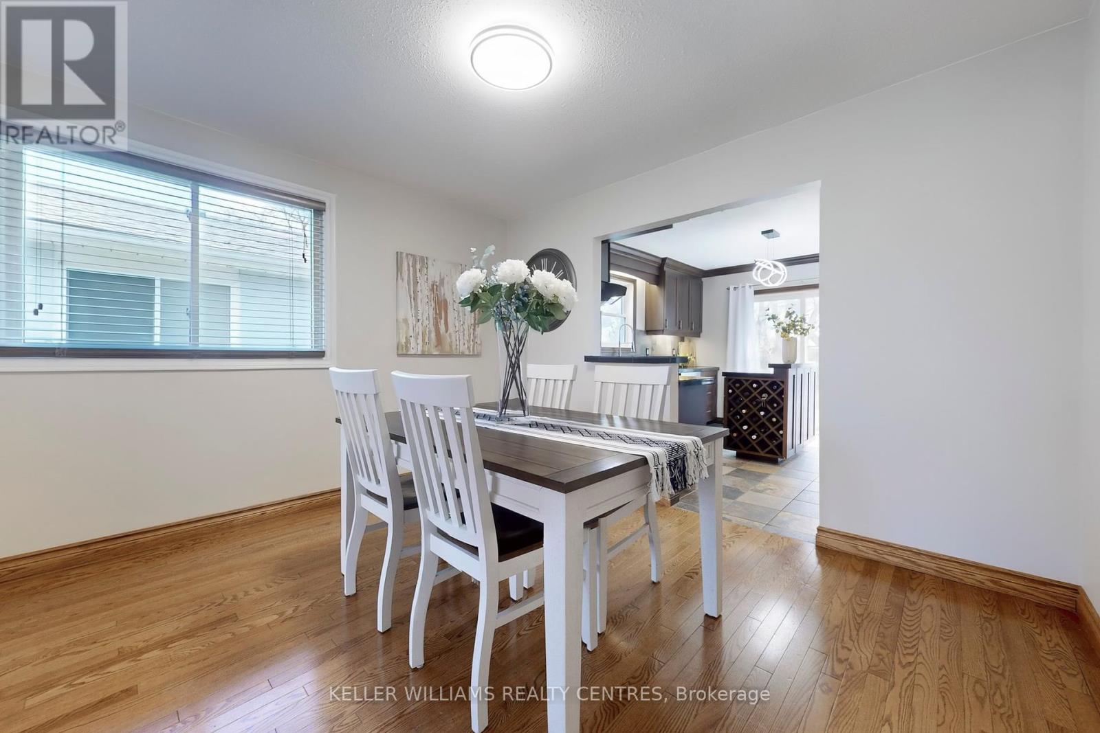 108 Armitage Drive, Newmarket, Ontario  L3Y 5L7 - Photo 7 - N12436147