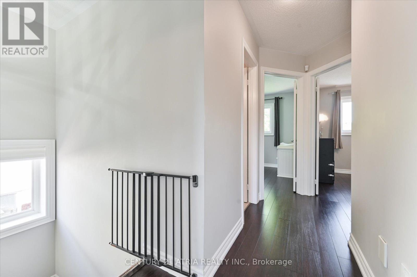 85 Burnaby Drive, Georgina, Ontario  L4P 3Y8 - Photo 17 - N12436167