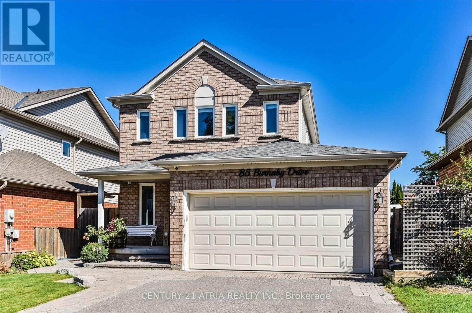 85 Burnaby Drive, Georgina, Ontario  L4P 3Y8 - Photo 2 - N12436167