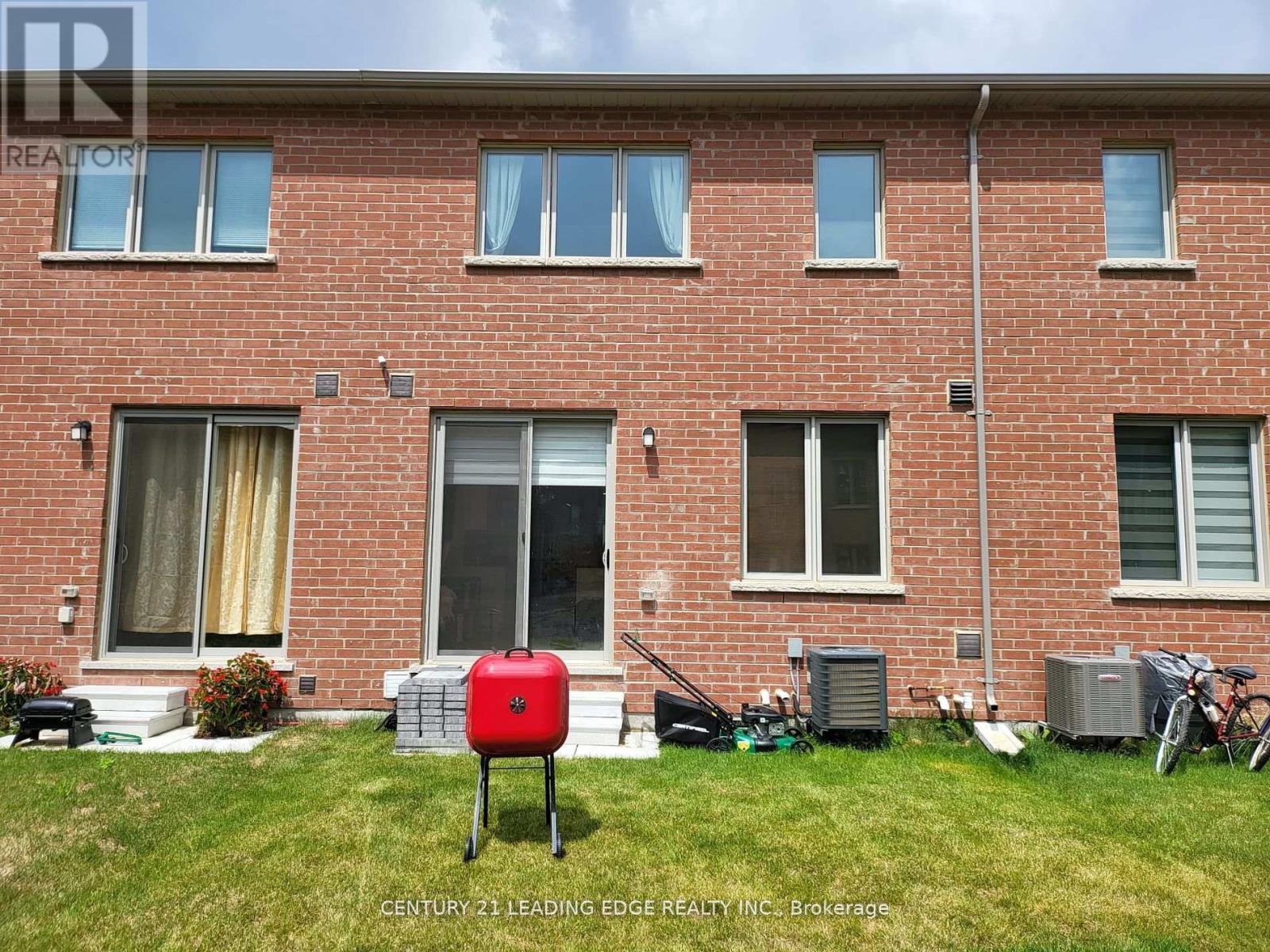 Upper - 69 Seedling Crescent, Whitchurch-Stouffville, Ontario  L4A 4V5 - Photo 22 - N12436168