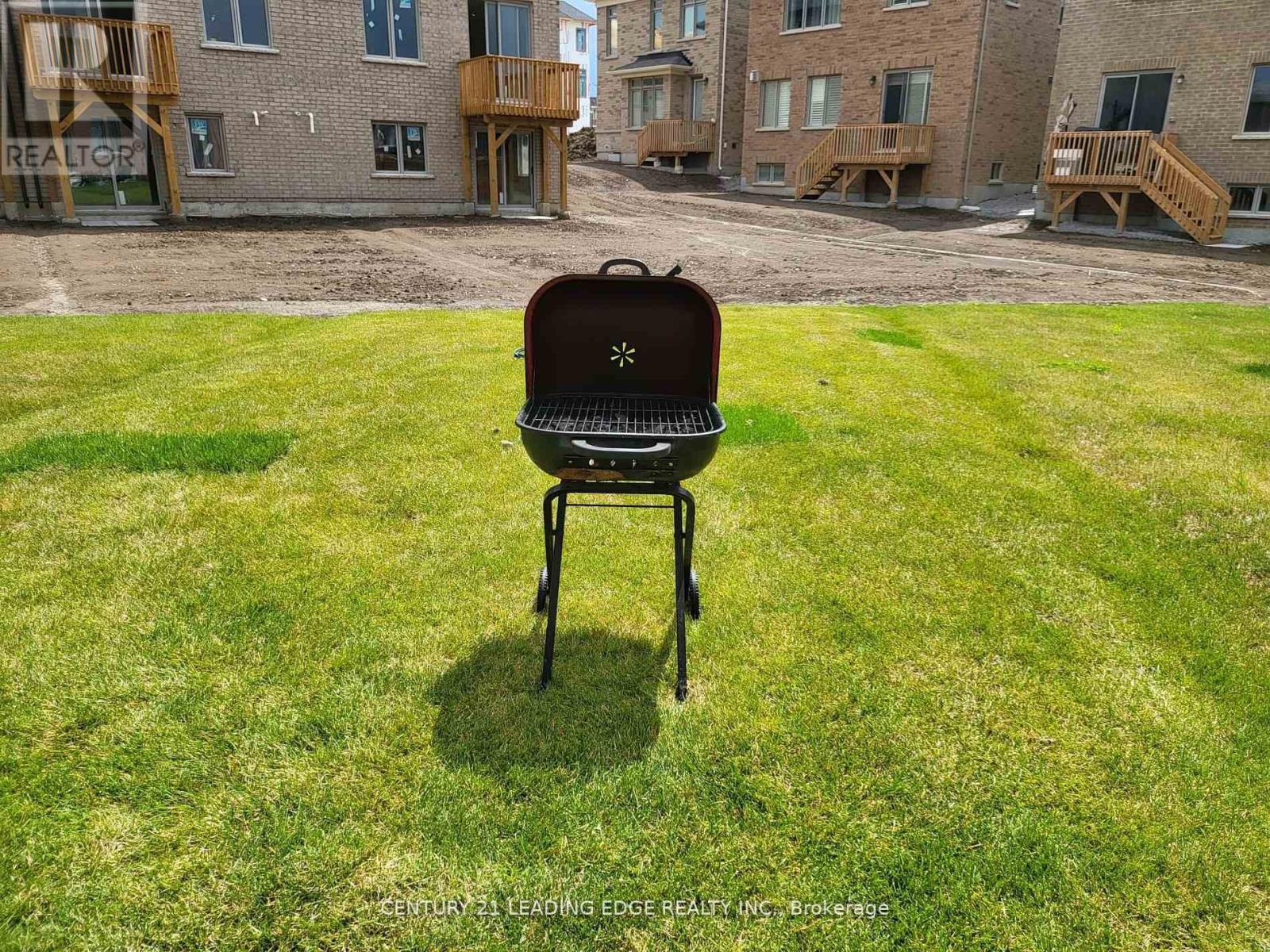 Upper - 69 Seedling Crescent, Whitchurch-Stouffville, Ontario  L4A 4V5 - Photo 23 - N12436168