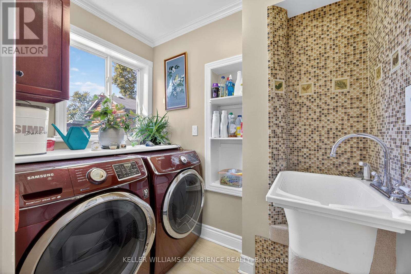 116 Burton Avenue, Barrie (Allandale), Ontario  L4N 2R8 - Photo 24 - S12436152