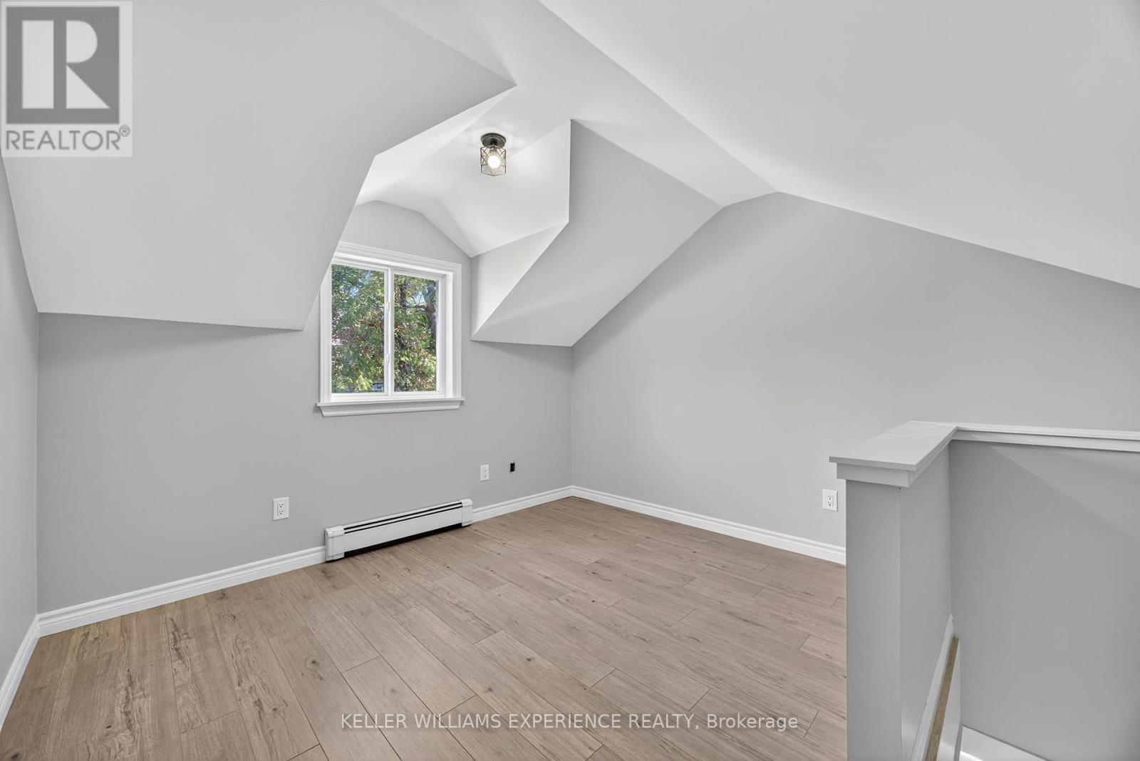 116 Burton Avenue, Barrie (Allandale), Ontario  L4N 2R8 - Photo 26 - S12436152