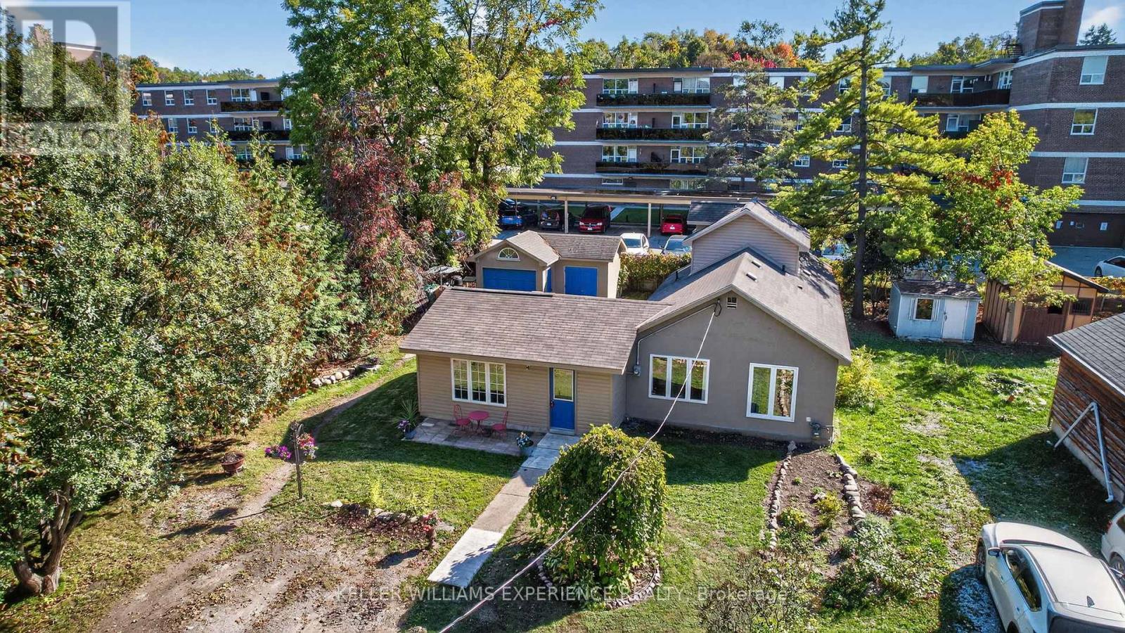 116 Burton Avenue, Barrie (Allandale), Ontario  L4N 2R8 - Photo 37 - S12436152