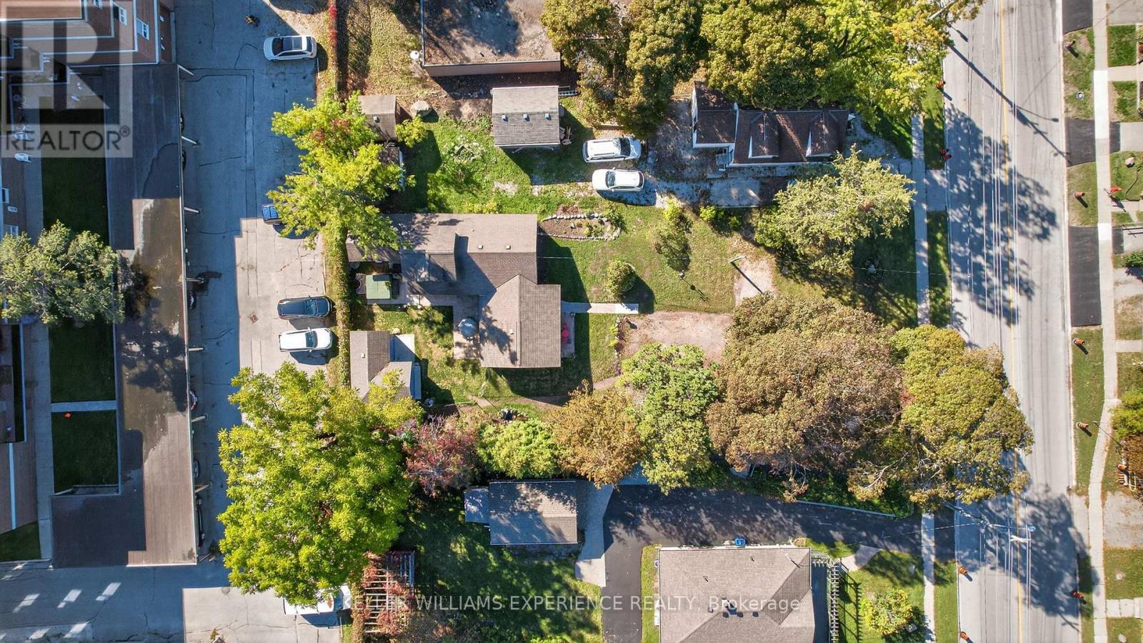 116 Burton Avenue, Barrie (Allandale), Ontario  L4N 2R8 - Photo 39 - S12436152