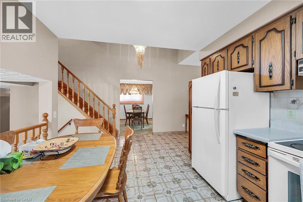 65 Ellington Avenue, Stoney Creek, Ontario  L8E 3T5 - Photo 18 - 40775135