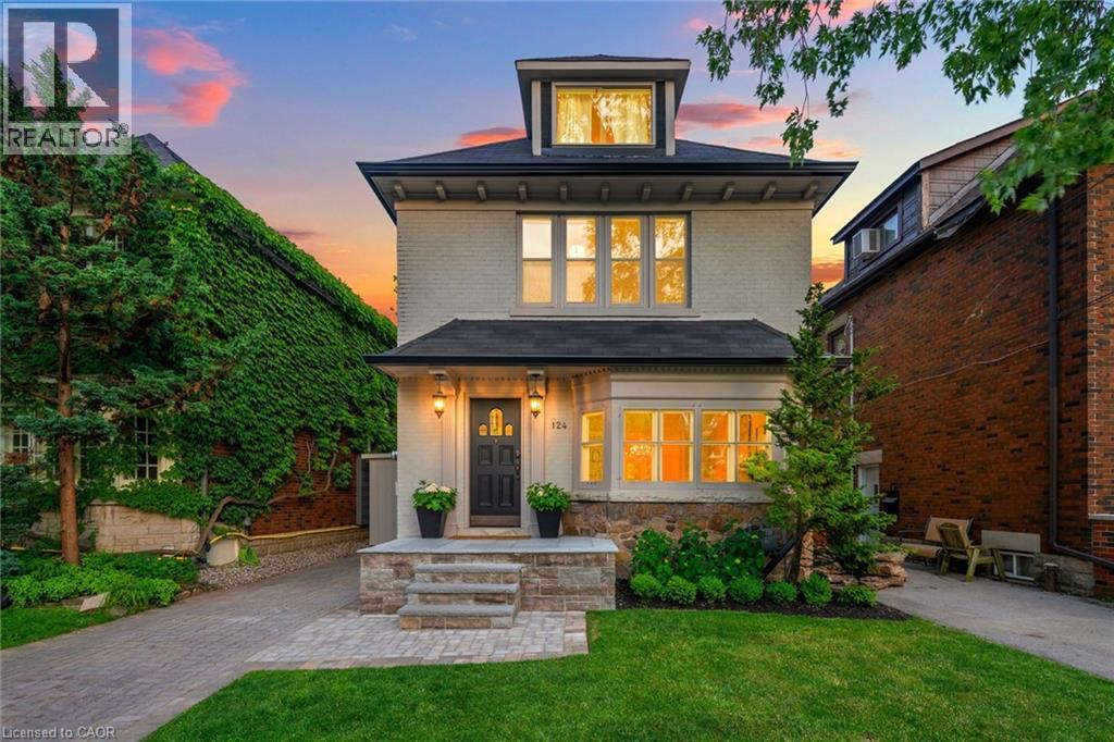 124 CLINE Avenue N, Hamilton, Ontario
