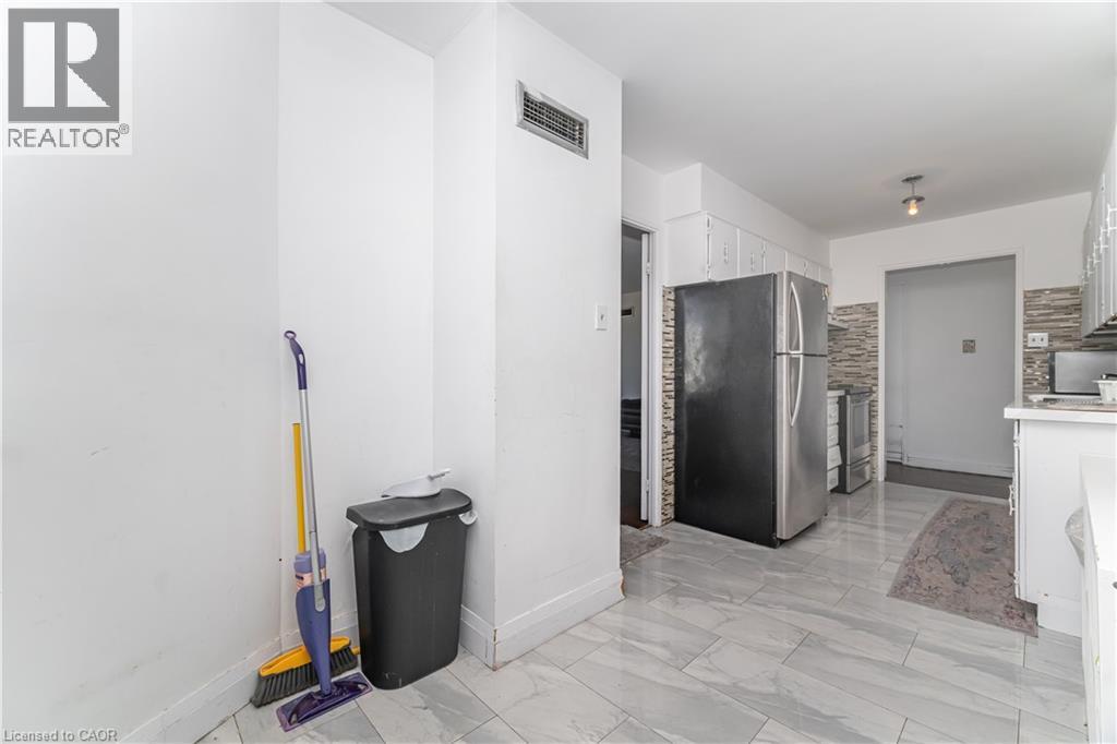 1580 Mississauga Valley Boulevard Unit# 1901, Mississauga, Ontario  L5A 3T8 - Photo 14 - 40774732