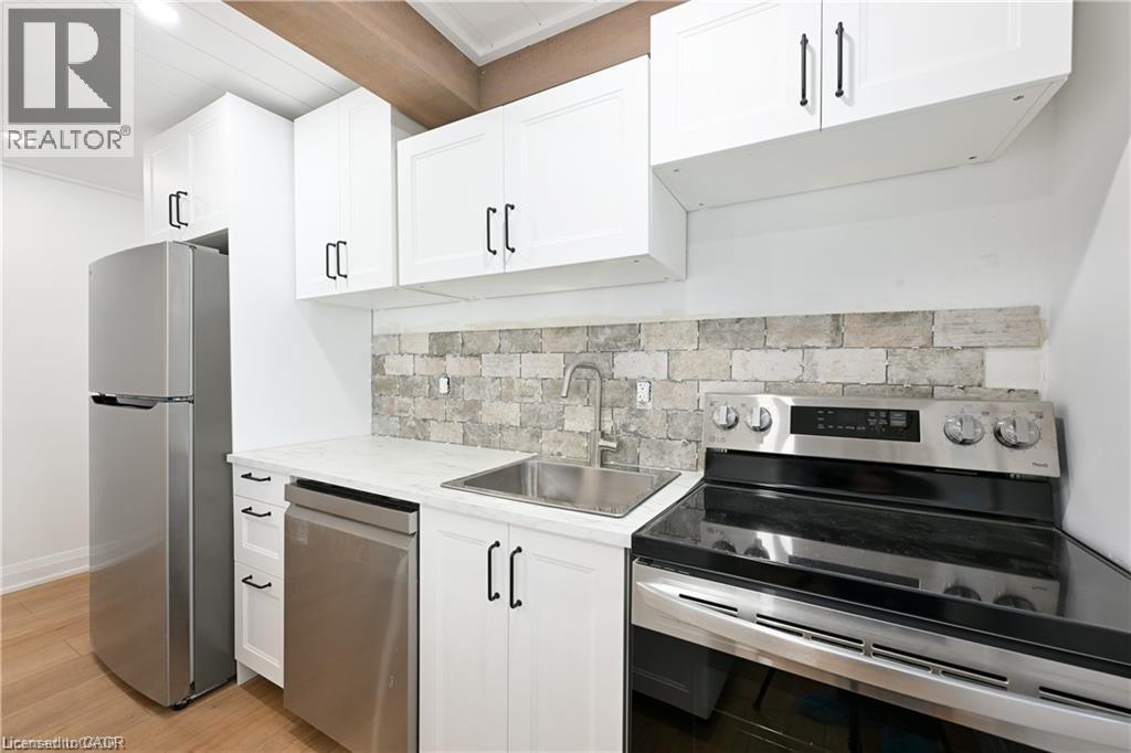 4968 King Street, Beamsville, Ontario  L0R 1B0 - Photo 8 - 40774527