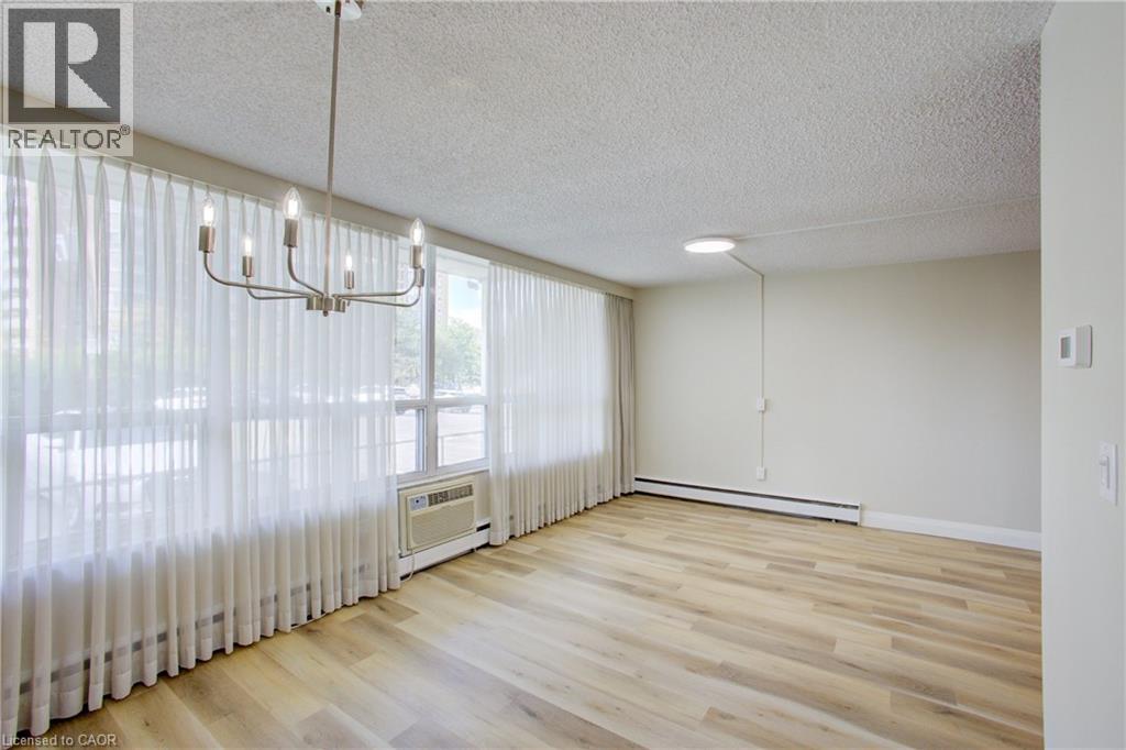 45 Westmount Road N Unit# 103, Waterloo, Ontario  N2L 2R3 - Photo 10 - 40753120