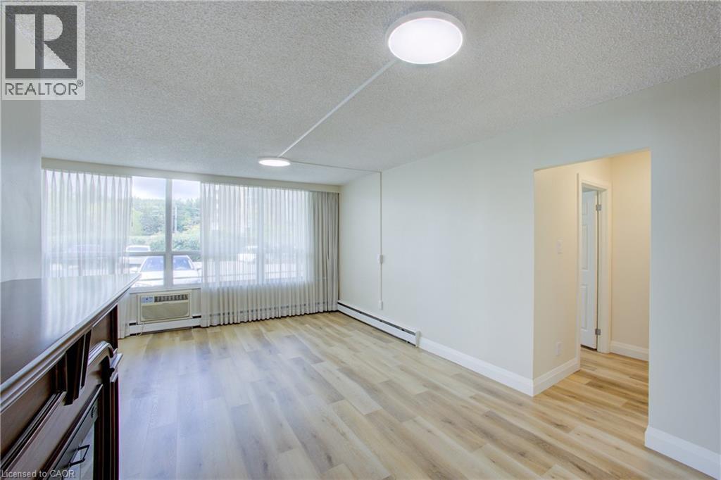 45 Westmount Road N Unit# 103, Waterloo, Ontario  N2L 2R3 - Photo 16 - 40753120
