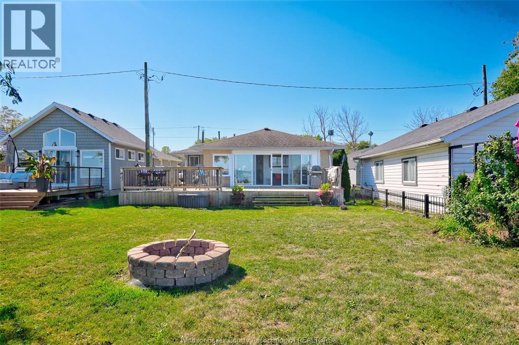 591 Ross Beach, Belle River, Ontario  N8L 1J6 - Photo 3 - 25024794