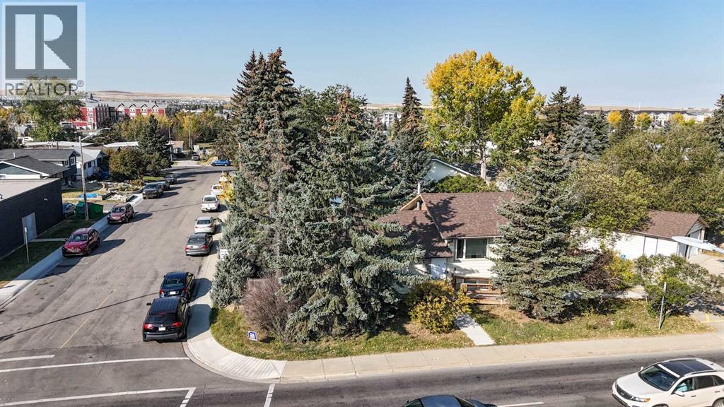 309 Main Street Nw, Airdrie, Alberta  T4B 1E2 - Photo 3 - A2259968