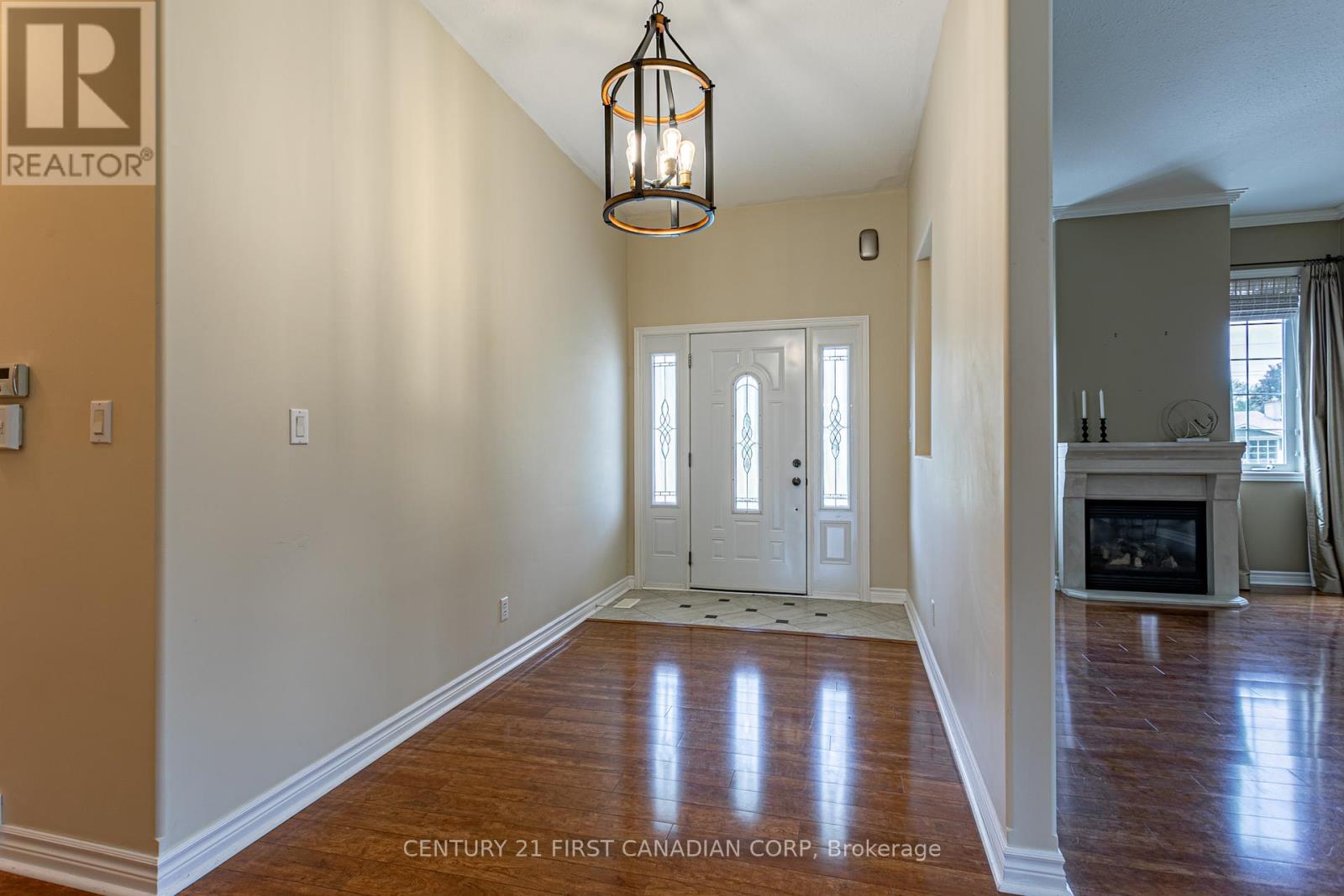 11507 Lagonda Way, Chatham-Kent, Ontario  N0P 1X0 - Photo 4 - X12436296