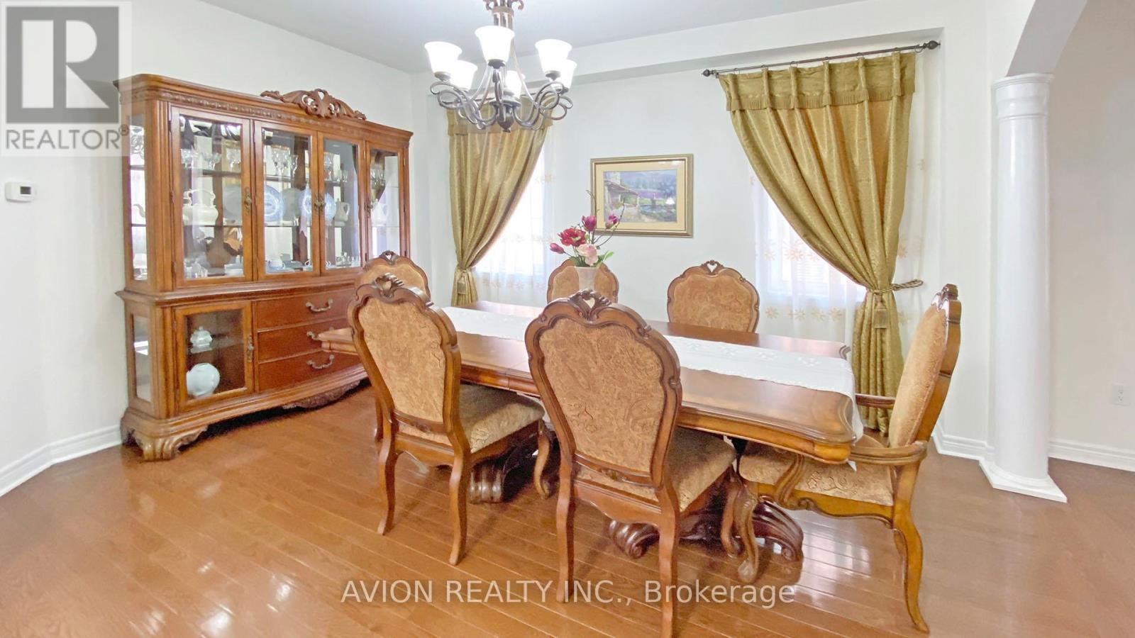 5173 Churchill Meadows Boulevard, Mississauga, Ontario  L5M 8B7 - Photo 12 - W12436119