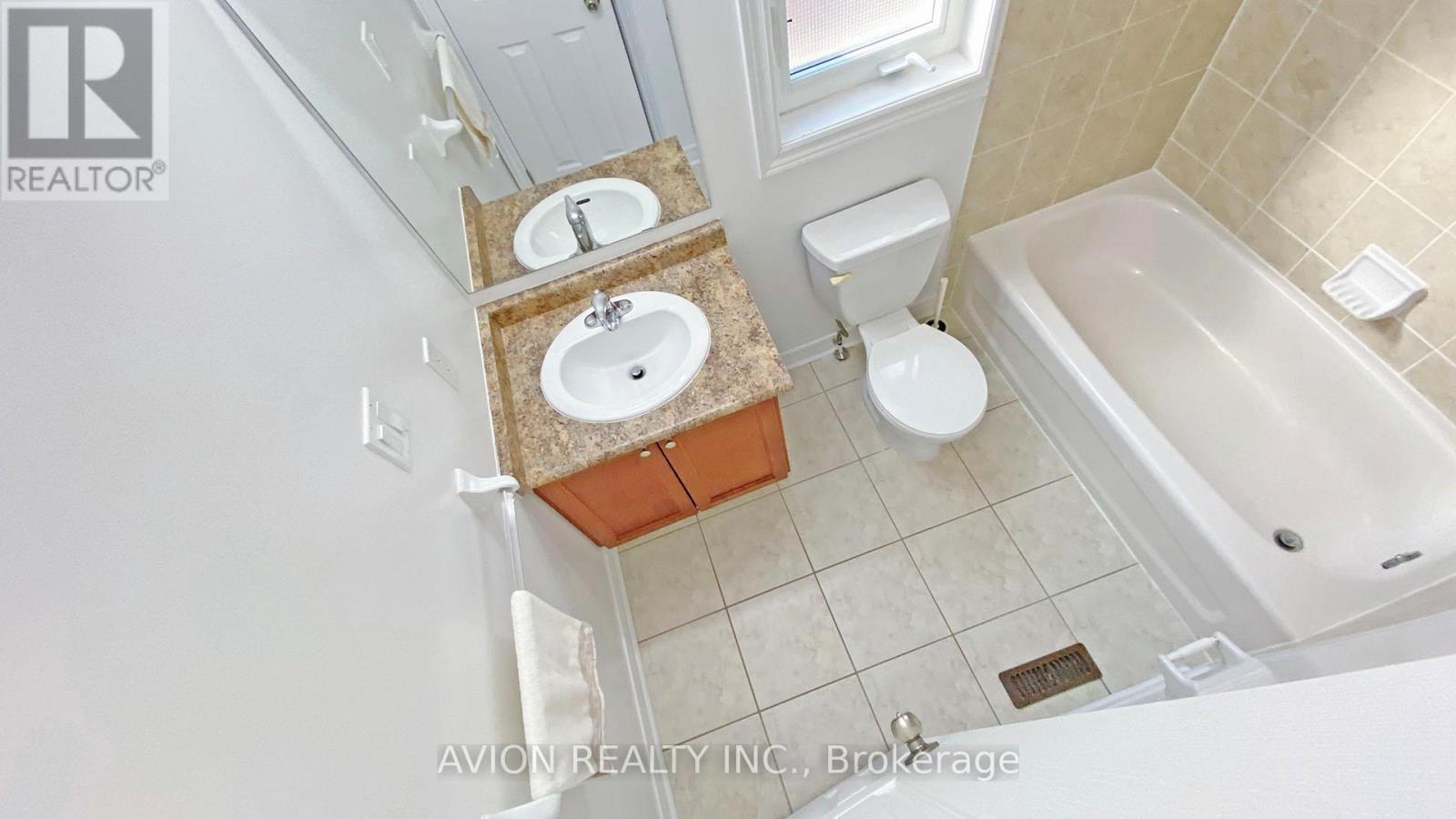 5173 Churchill Meadows Boulevard, Mississauga, Ontario  L5M 8B7 - Photo 21 - W12436119