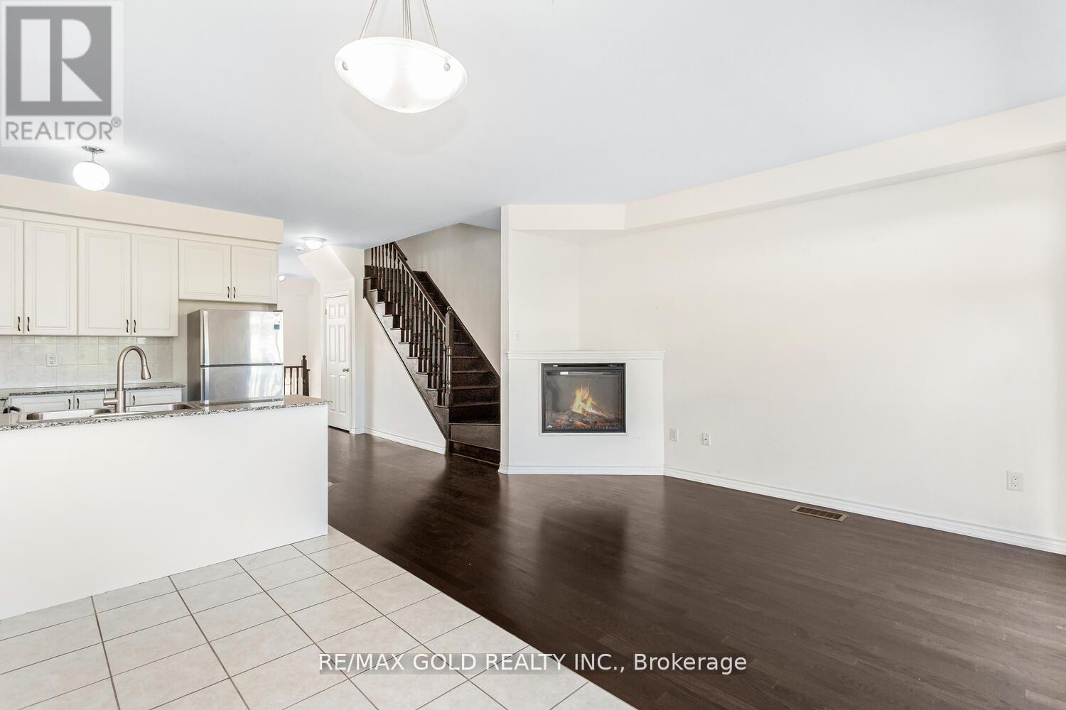 68 Agava Street, Brampton, Ontario  L9W 5B7 - Photo 11 - W12436184